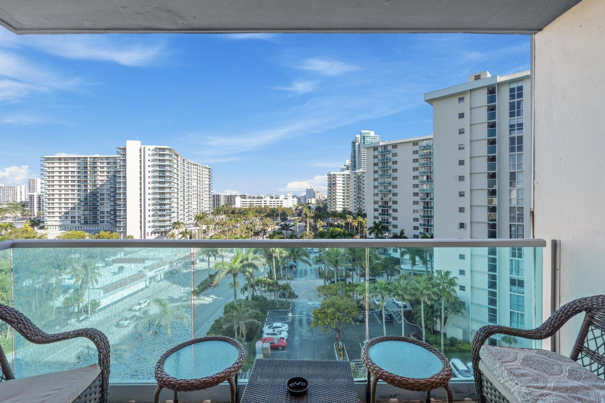Great Apartment With Beach Access Hollywood Exterior photo